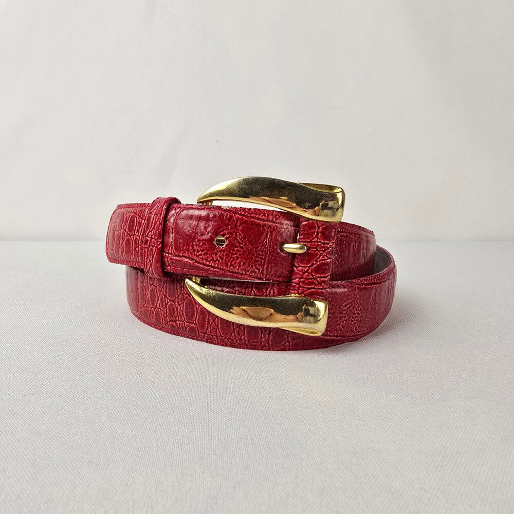 Vintage Red Croc Embossed Leather Belt Size M Gold Buckle Classic